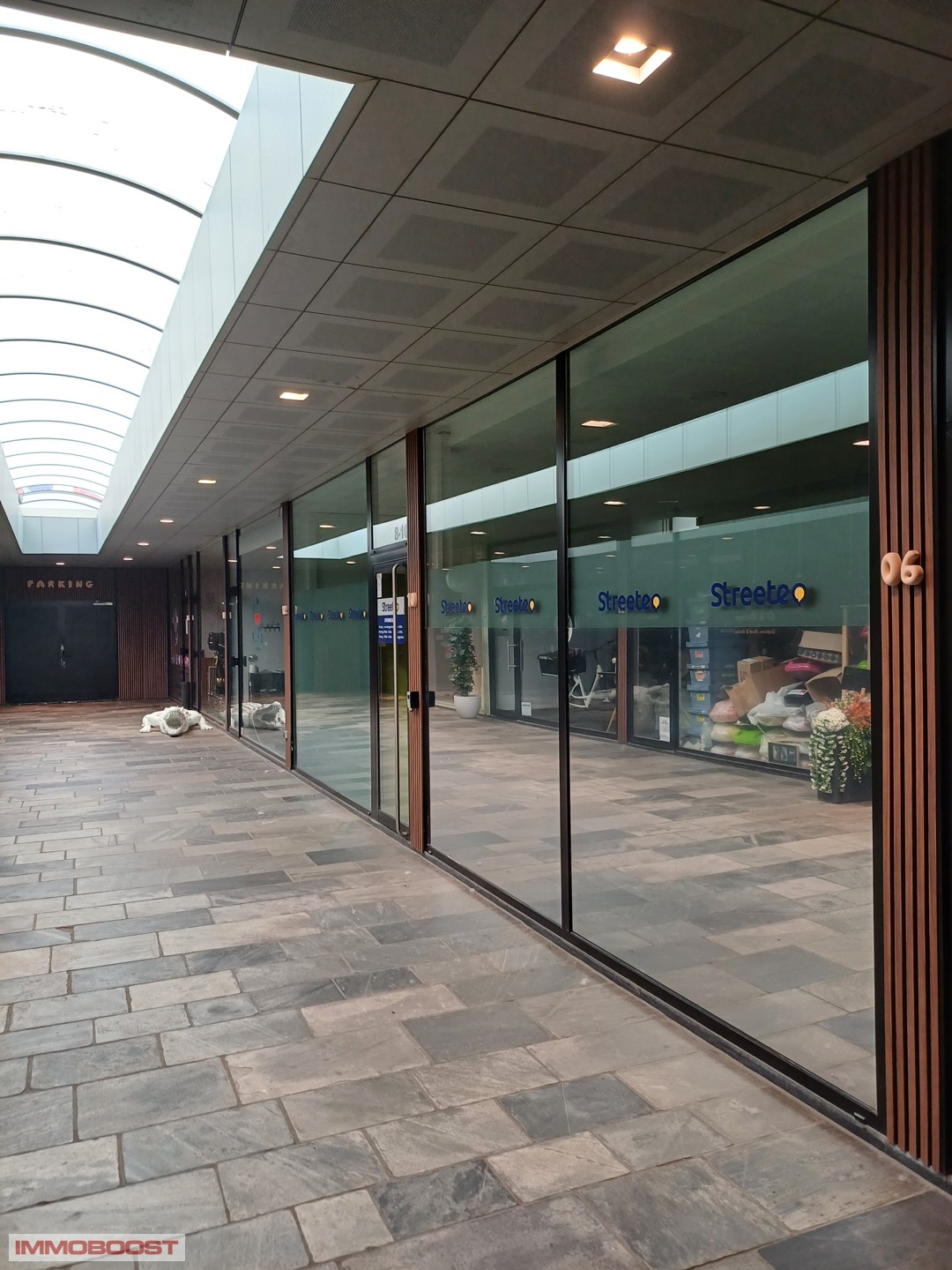 Commercial for rent in Mortsel - photo 2