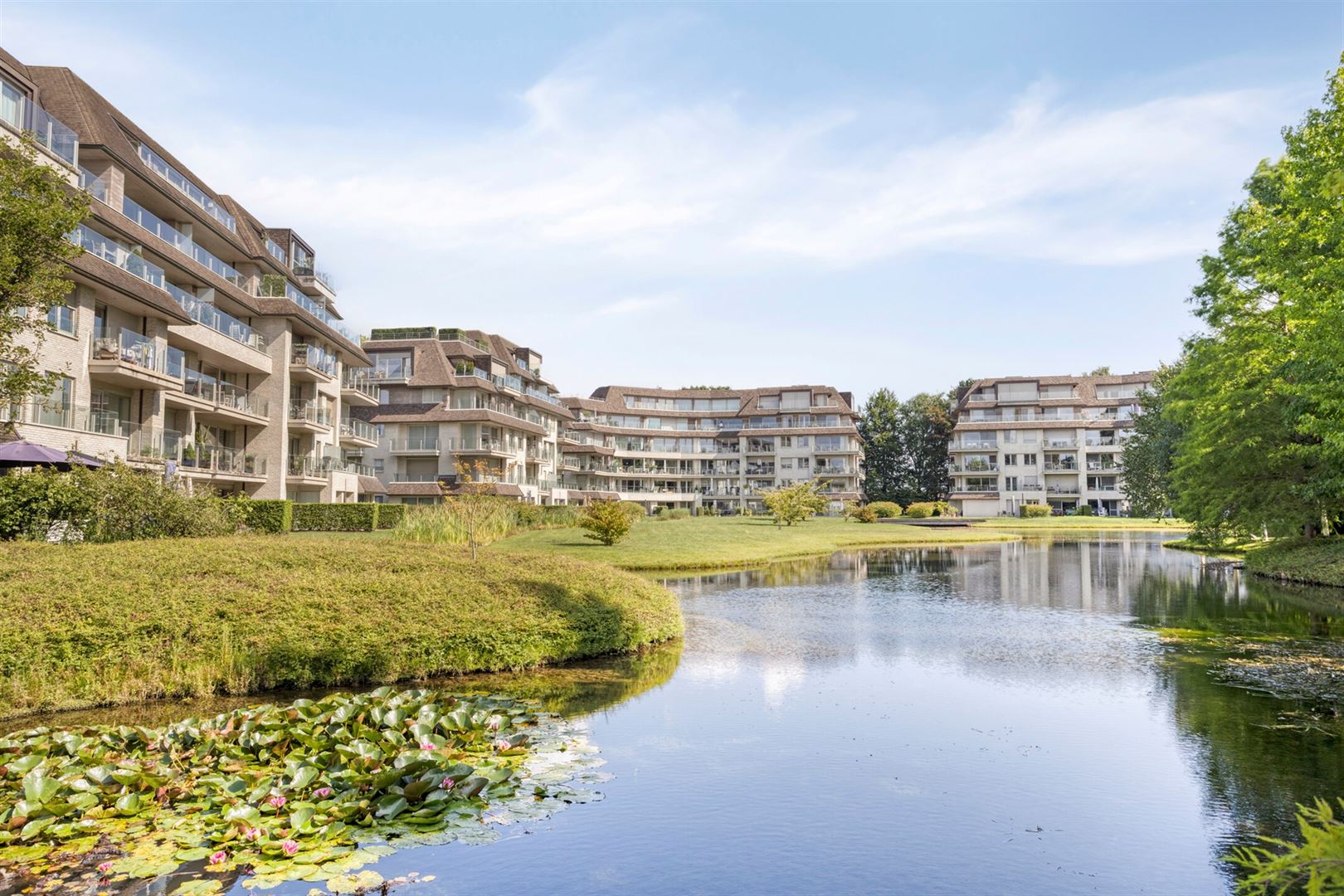 **Timeless luxury in the heart of an idyllic parkland**
 - photo 1