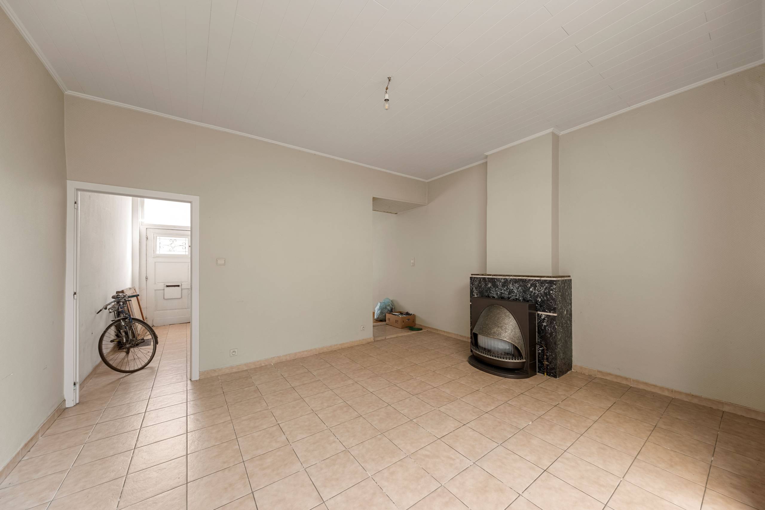 Te renoveren woning aan de vesten te Brugge - foto 2