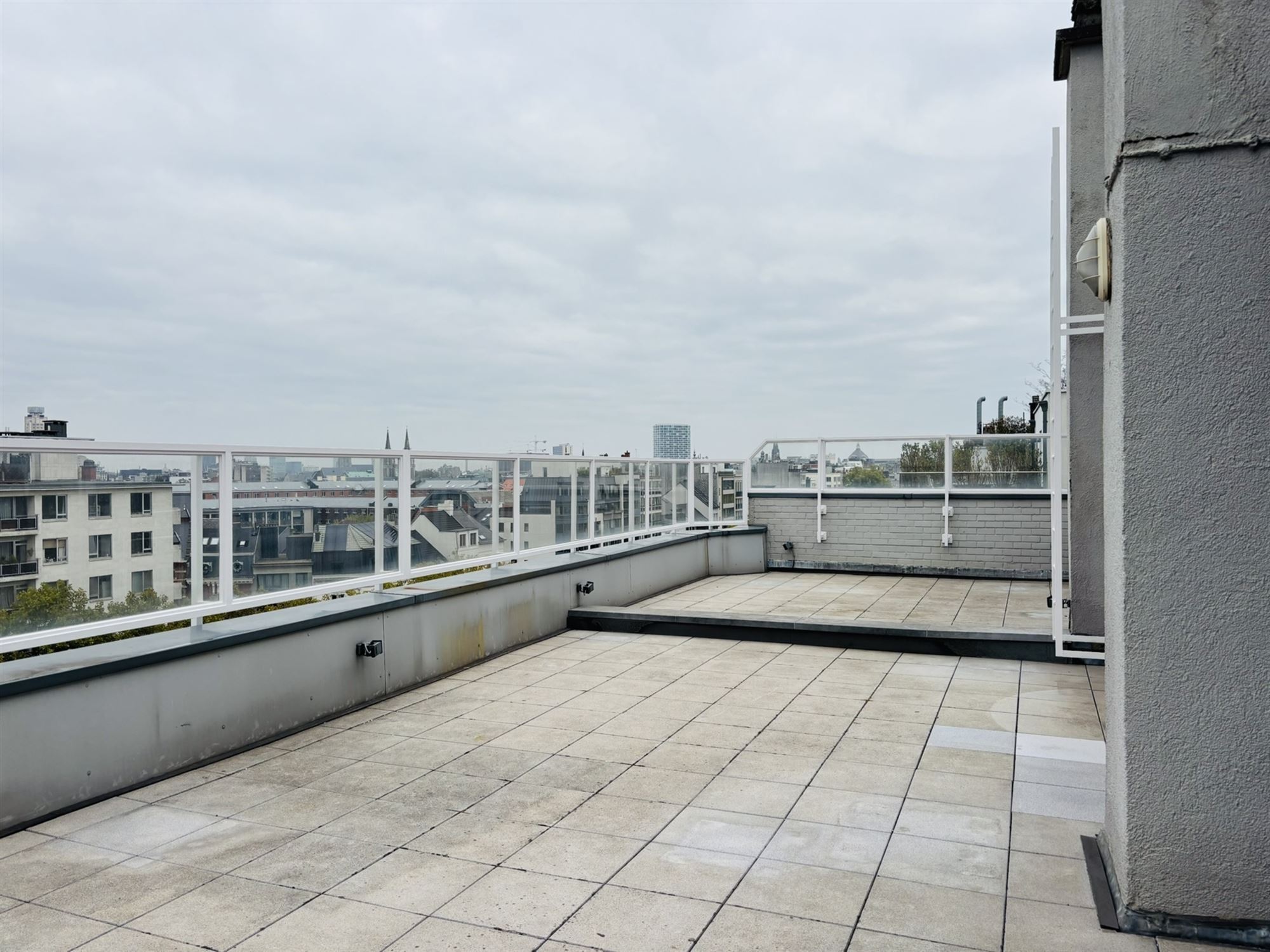 Appartement à louer à Anvers avec 3 chambres - photo 5