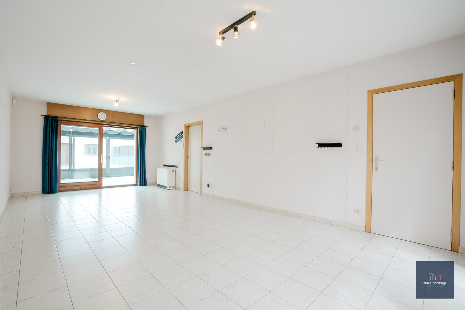 Verzorgde woning in rij met tuin en dubbele garage - foto 4