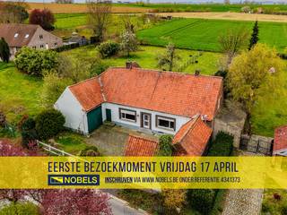 <strong><span><span>1ste bezoekdag vrijdag 17 april! Inschrijven kan via www.nobels.be onder referentienummer 4341373.</span></span><br /><br />CHARMANT HOEVETJE MET VEEL POTENTIEEL</strong> op een uiterst rustige ligging in het <strong>GROENE HOREBEKE</strong>. Deze <strong>VOLLEDIG TE RENOVEREN EIGENDOM</strong> biedt een unieke kans voor wie droomt van <strong>LANDELIJK WONEN MET KARAKTER</strong>. Achter de <strong>AUTHENTIEKE UITSTRALING</strong> schuilt een pand met bijzonder veel ruimte, garage, <strong>DIVERSE BIJGEBOUWEN EN STALLINGEN</strong>. De <strong>SFEERVOLLE KOER</strong> zorgt voor extra charme en biedt bovendien de verschillende opties. Buiten geniet u van een <strong>DIEPLOPENDE TUIN</strong> die uitgeeft op een <strong>OPEN ZICHT ACHTERAAN</strong>, een absolute meerwaarde voor liefhebbers van <strong>RUST, NATUUR EN PRIVACY</strong>. Gelegen tussen het groen en het <strong>GLOOIENDE LANDSCHAP VAN DE VLAAMSE ARDENNEN</strong>, vormt deze hoeve een ideale basis voor een <strong>PRACHTIG RENOVATIEPROJECT MET EEN ZIEL</strong> op een landelijke locatie.<br /><br />Aanpalend bevinden zich nog 2 loten bouwgrond (voor halfopen bebouwing), die u kan <strong>OPTIONEEL KAN AANKOPEN À 125.000 EUR/LOT.</strong><br /><br />Adres: Korsele 11 te Horebeke<br /><br />Renovatieverplichting van toepassing; P-score: B, G-score: A