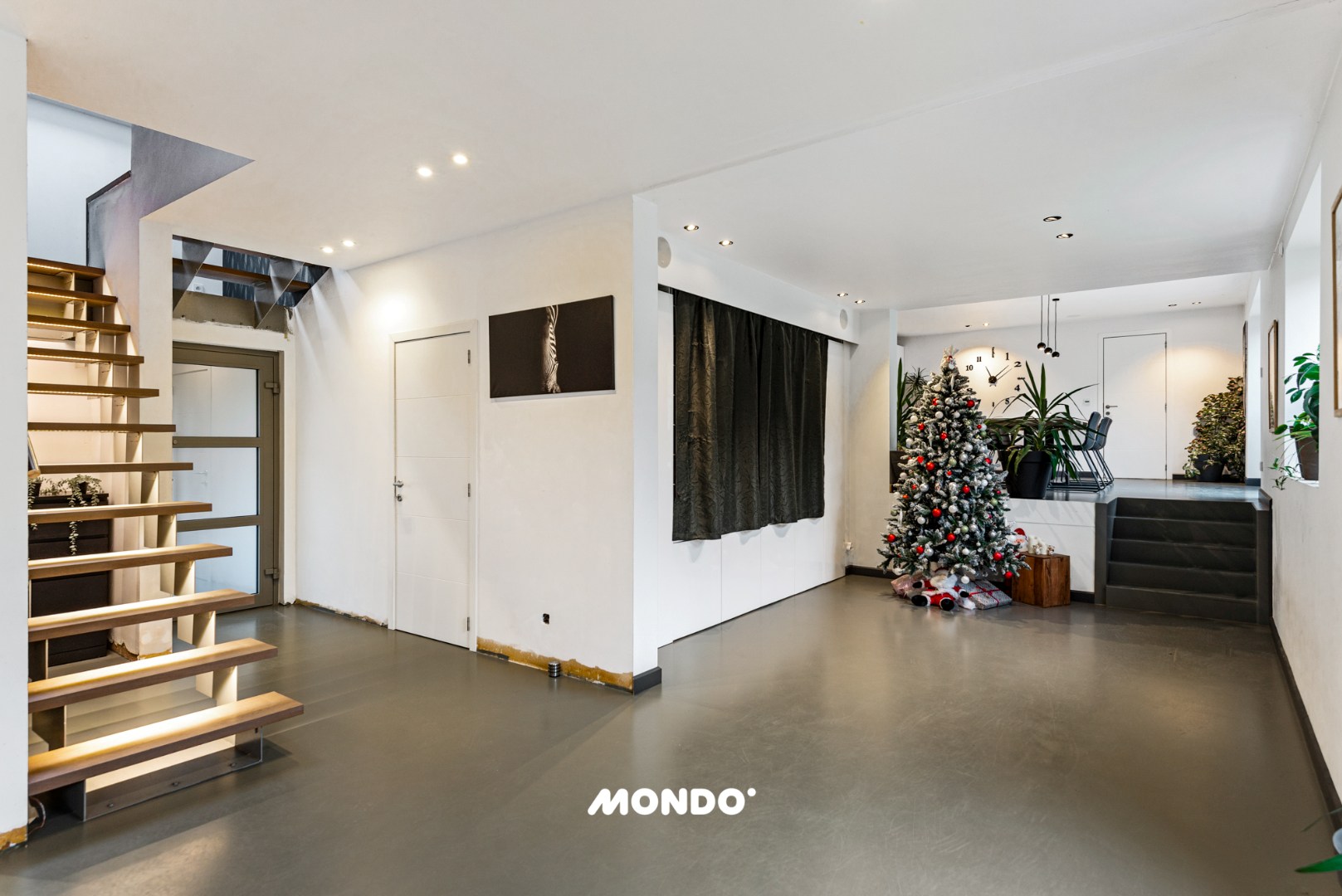 Ruime gezinswoning (5SLK) Meise: met Poolhouse, zwembad en 60m² Opslag/Garage. - foto 5