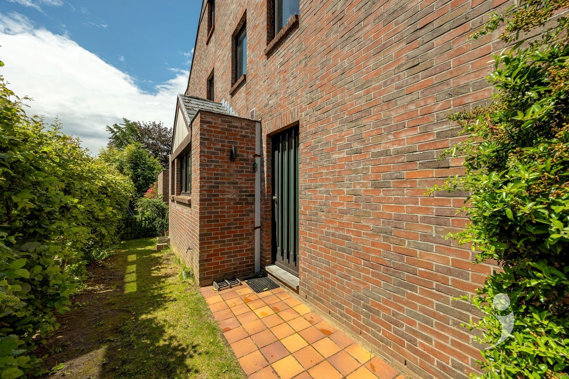 Ruime woning in een doodlopende straat! - foto 4