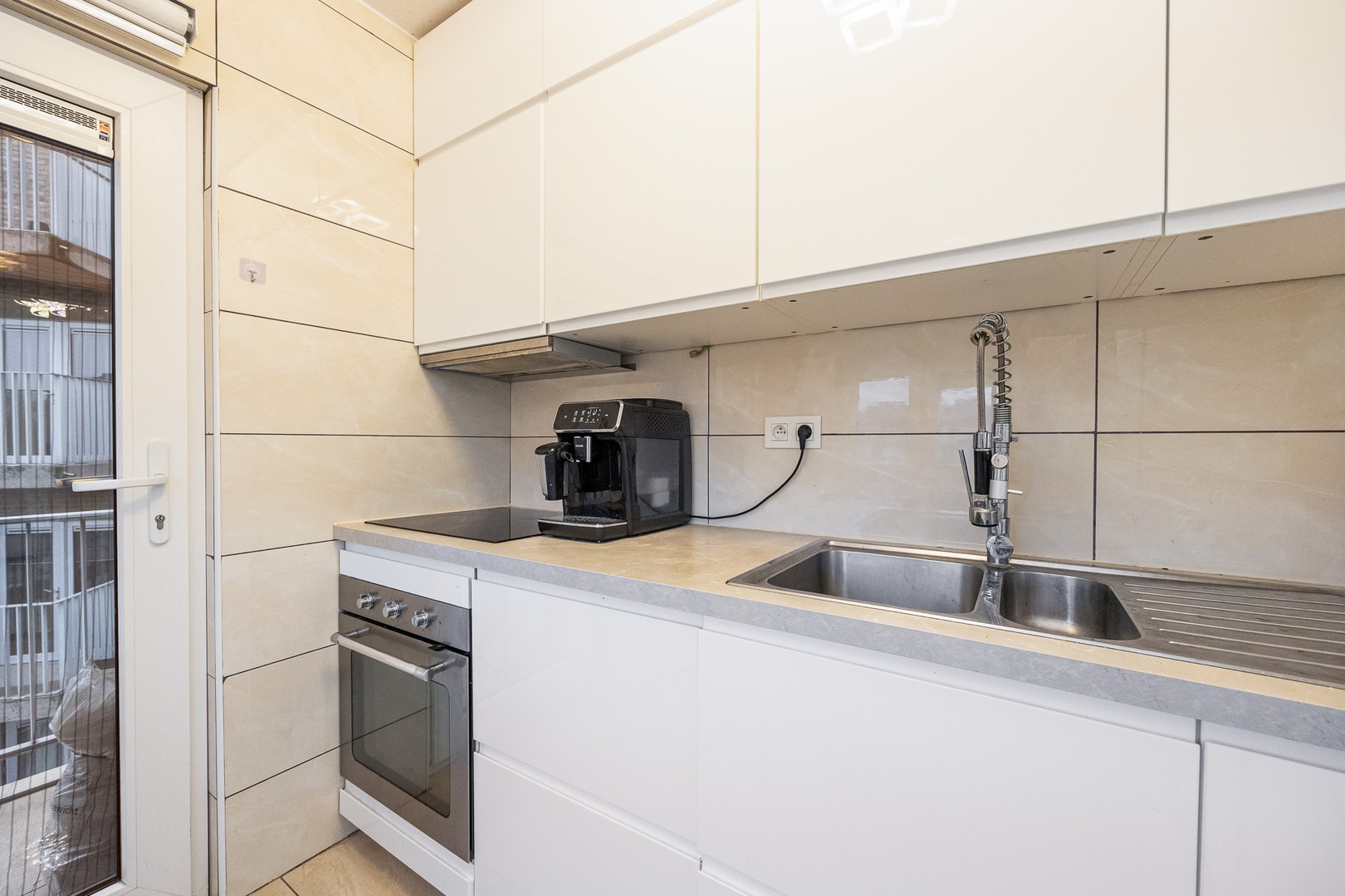 2 slk appartement te Deurne incl. privé garagebox en gedeelde parkeerruimte - foto 5