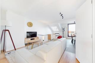 We Invest biedt Bruxelles Topaze te koop aan, een zorgvuldig gerenoveerde, volledig gemeubileerde flat die momenteel wordt gebruikt als gedeelde...
