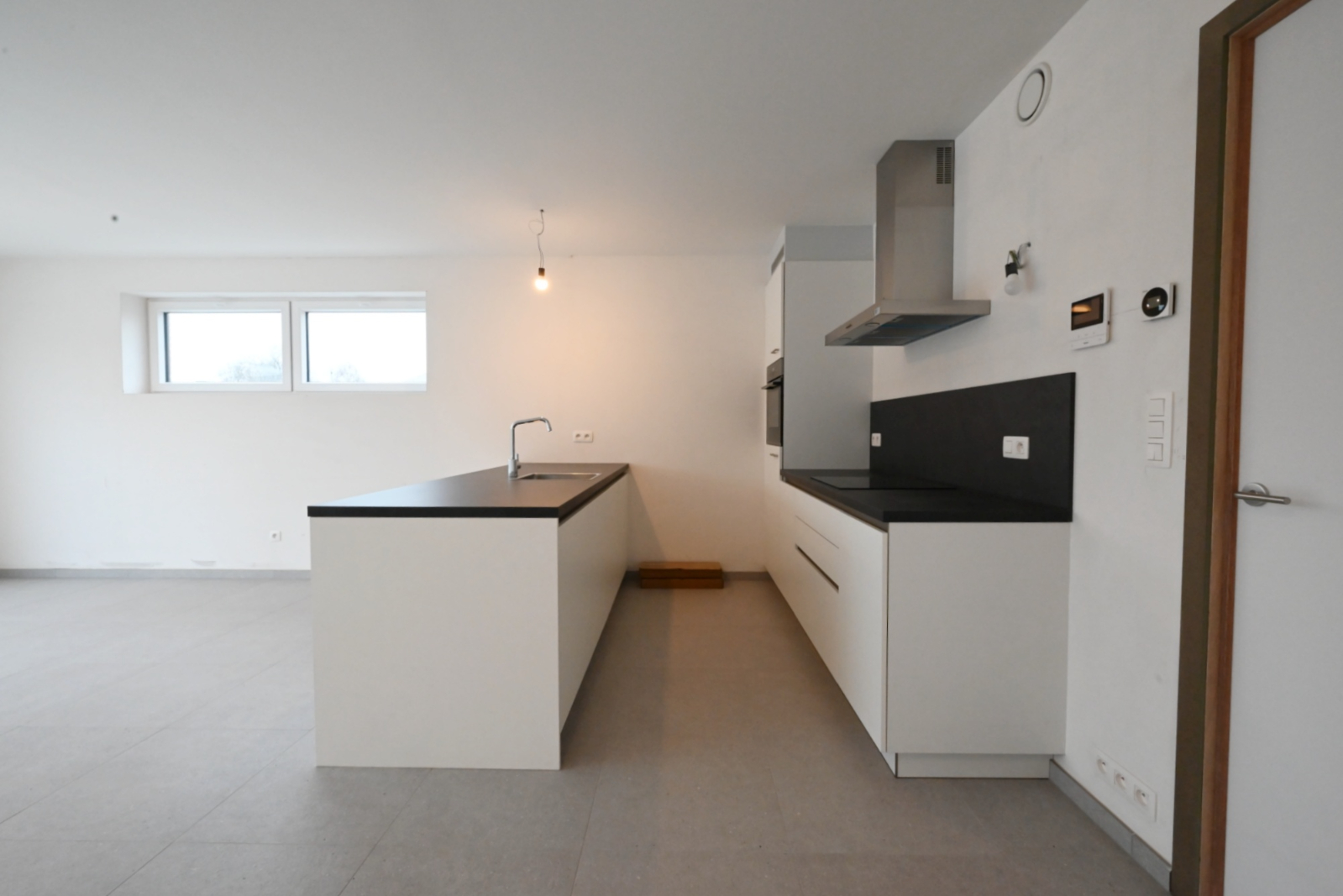 Nieuwbouwappartement te huur in het hartje van Ardooie! - foto 5