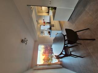 Instapklaar open huis aan de Abeelseweg in Poperinge, vlot bereikbaar via de belangrijkste invalswegen. Deze karaktervolle woning is voorzien van...