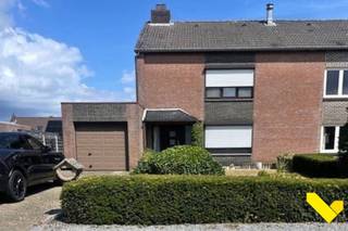Gezellige gezinswoning met tuin en garage in hartje Tessenderlo-HamBent u op zoek naar een instapklare woning op een centrale locatie? Dan is deze...