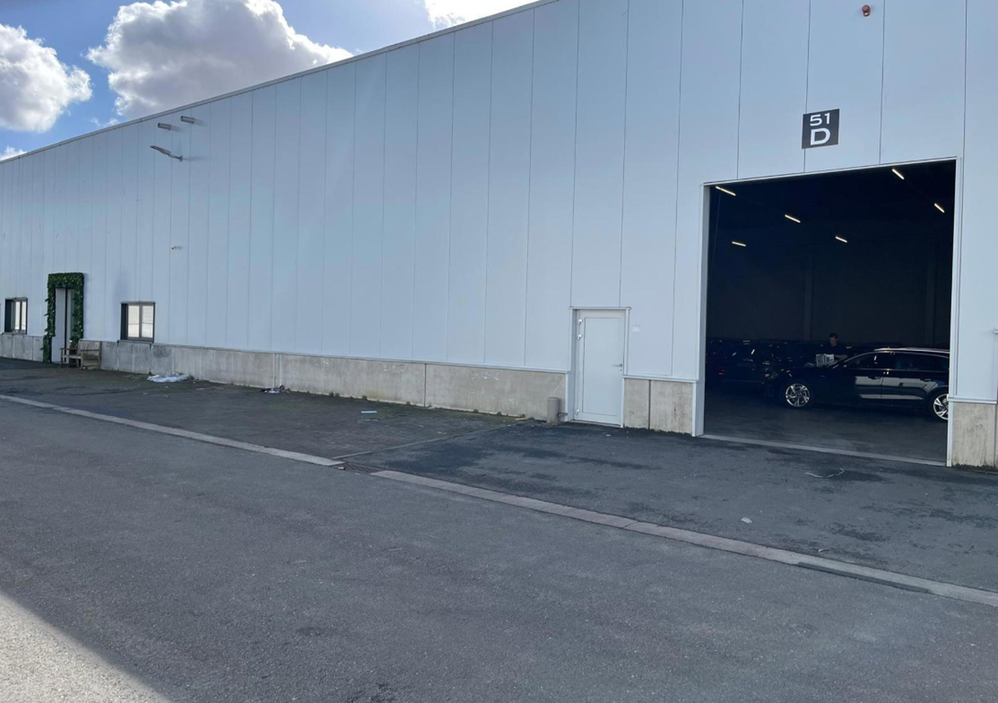 KMO-unit van 526m² in de industriezone Wilrijk nabij de A12 - foto 2