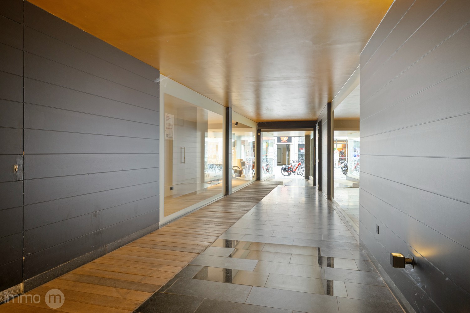 Zeer ruim handelspand van ca. 1.200 m² nabij station Leuven - foto 5