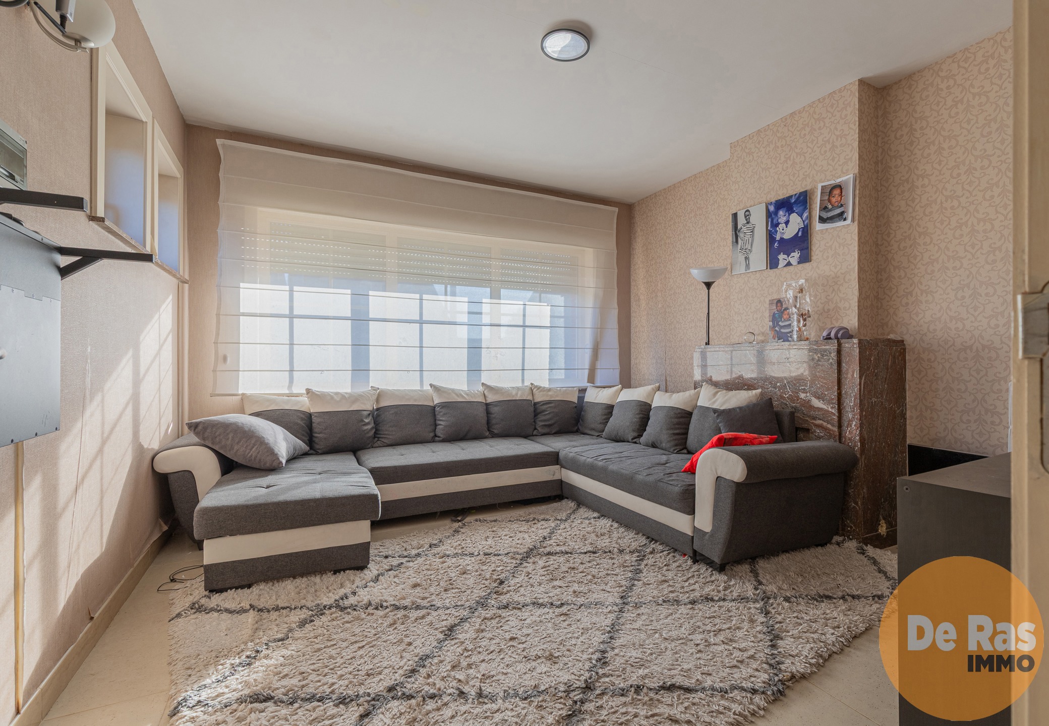 DENDERLEEUW - Ruime woning met 4 slpks, bureau en koer - foto 3