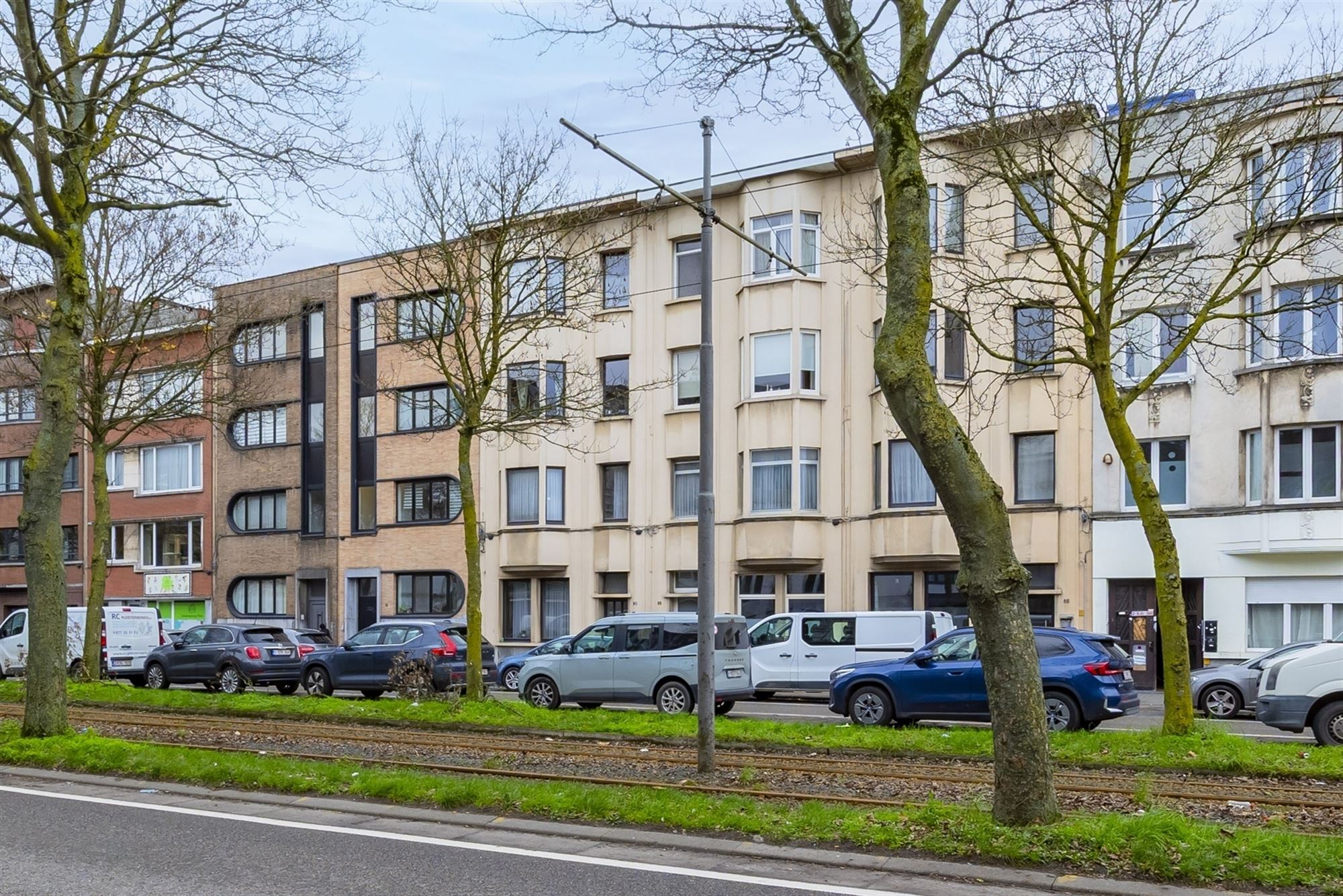 Instapklaar appt met 2 slaapkamers veel charme - foto 3