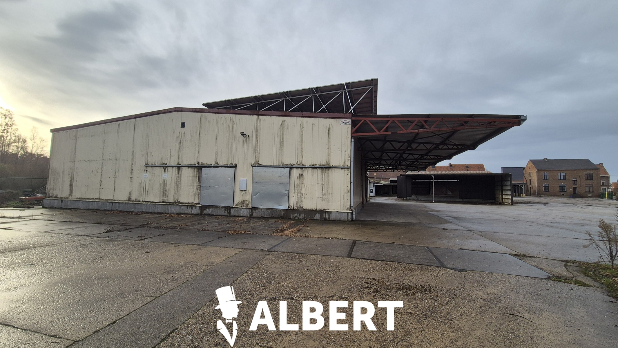 Unit 2 : gesloten loods met afdak - foto 4