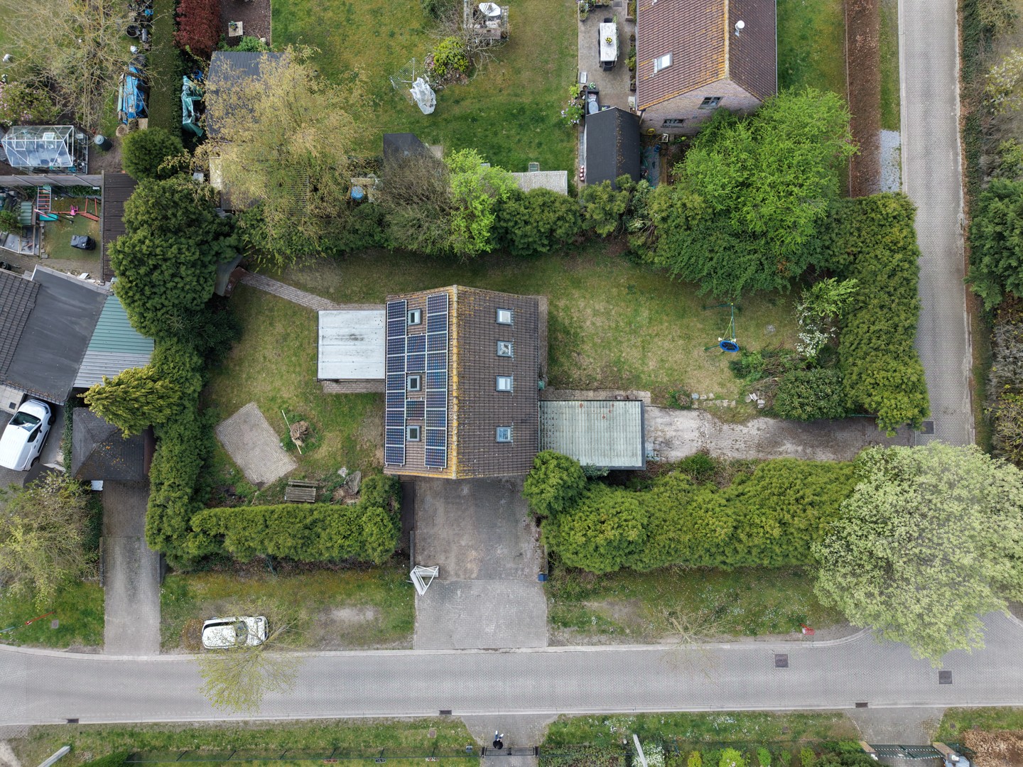 Op te frissen woning met veel potentieel - foto 5