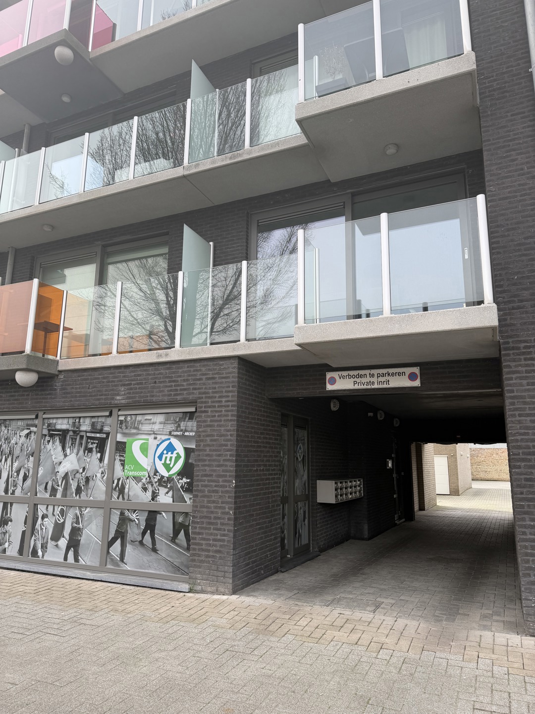 Ruime bovengrondse garagebox aan de jachthaven - foto 2