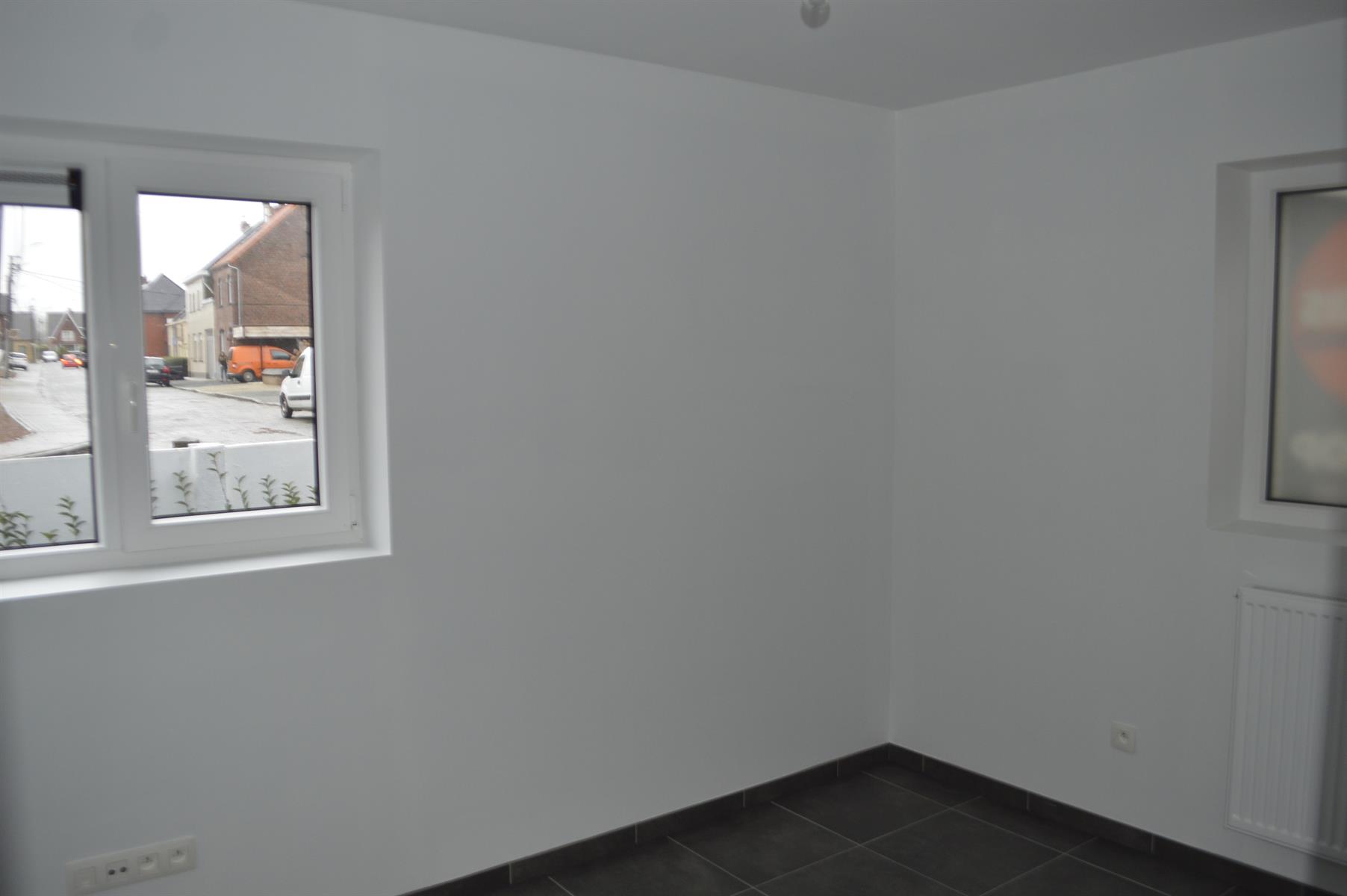 HERZELE - Volledig gerenoveerde eengezinswoning - foto 5