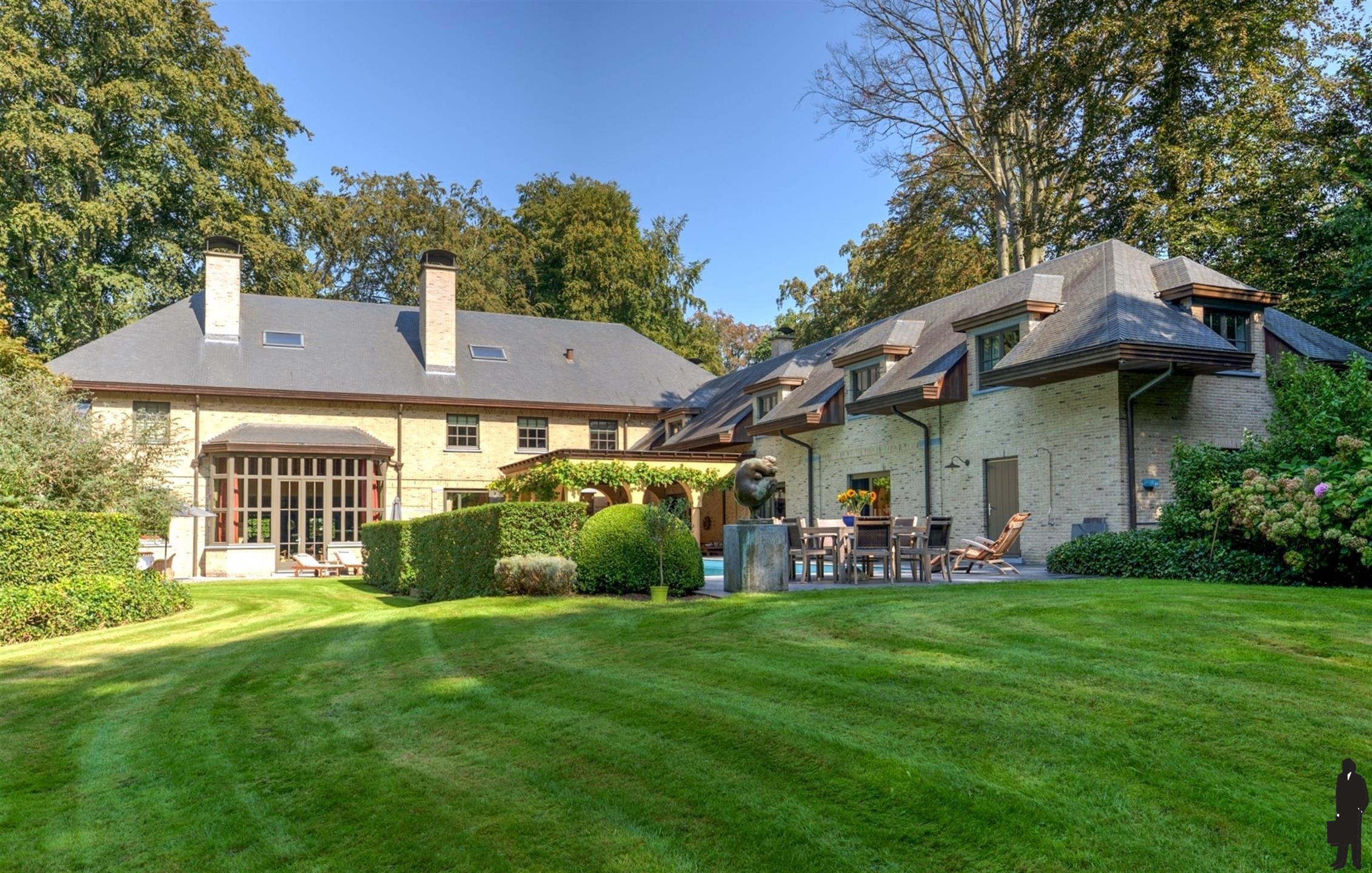 House for sale in Kapellen with 6 bedrooms - photo 1