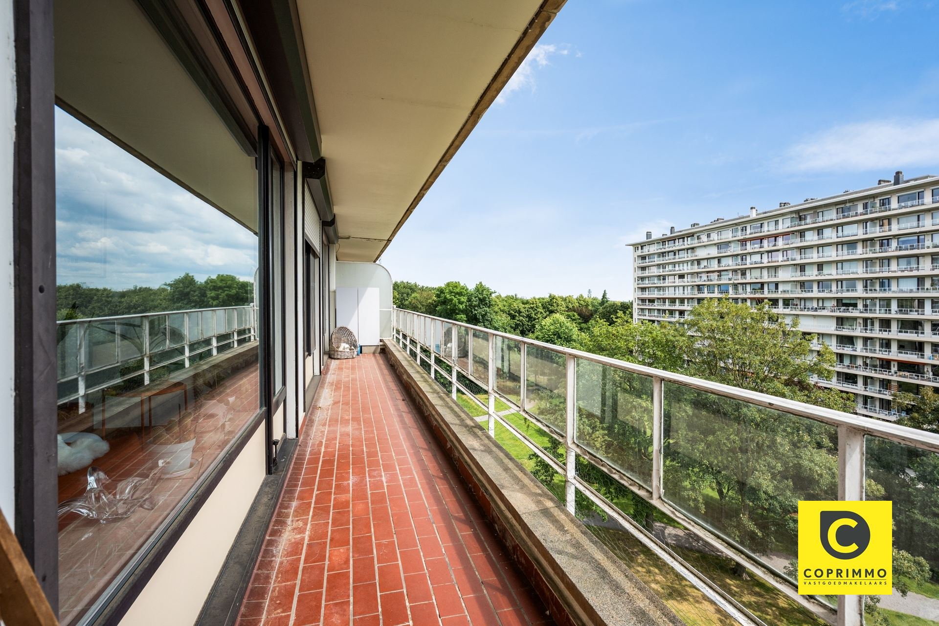 Lichtrijk en instapklaar 2 slpk app met uitgestrekt terras! - foto 4
