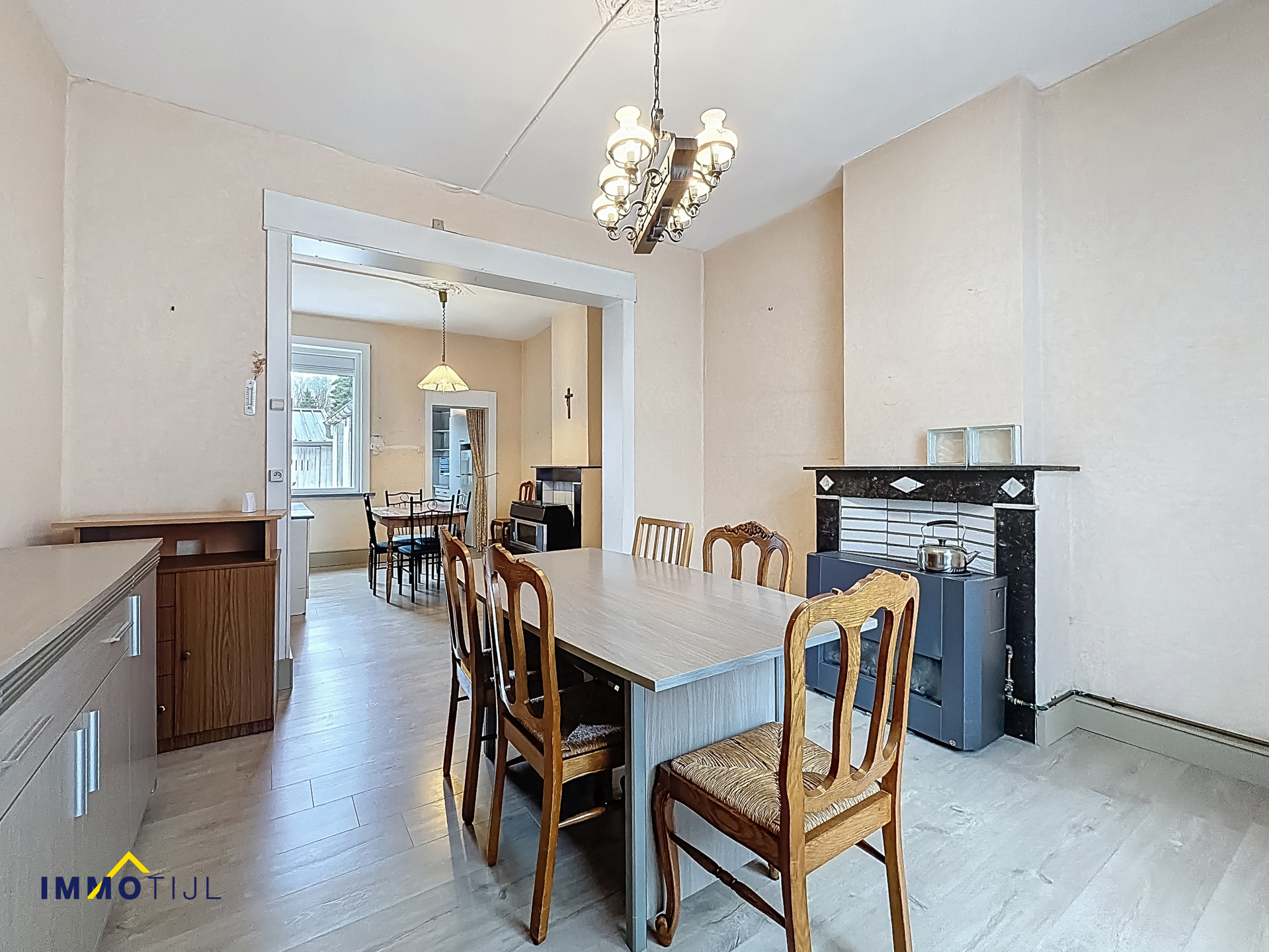 Halfopen woning op ideale ligging met tuin! - foto 2