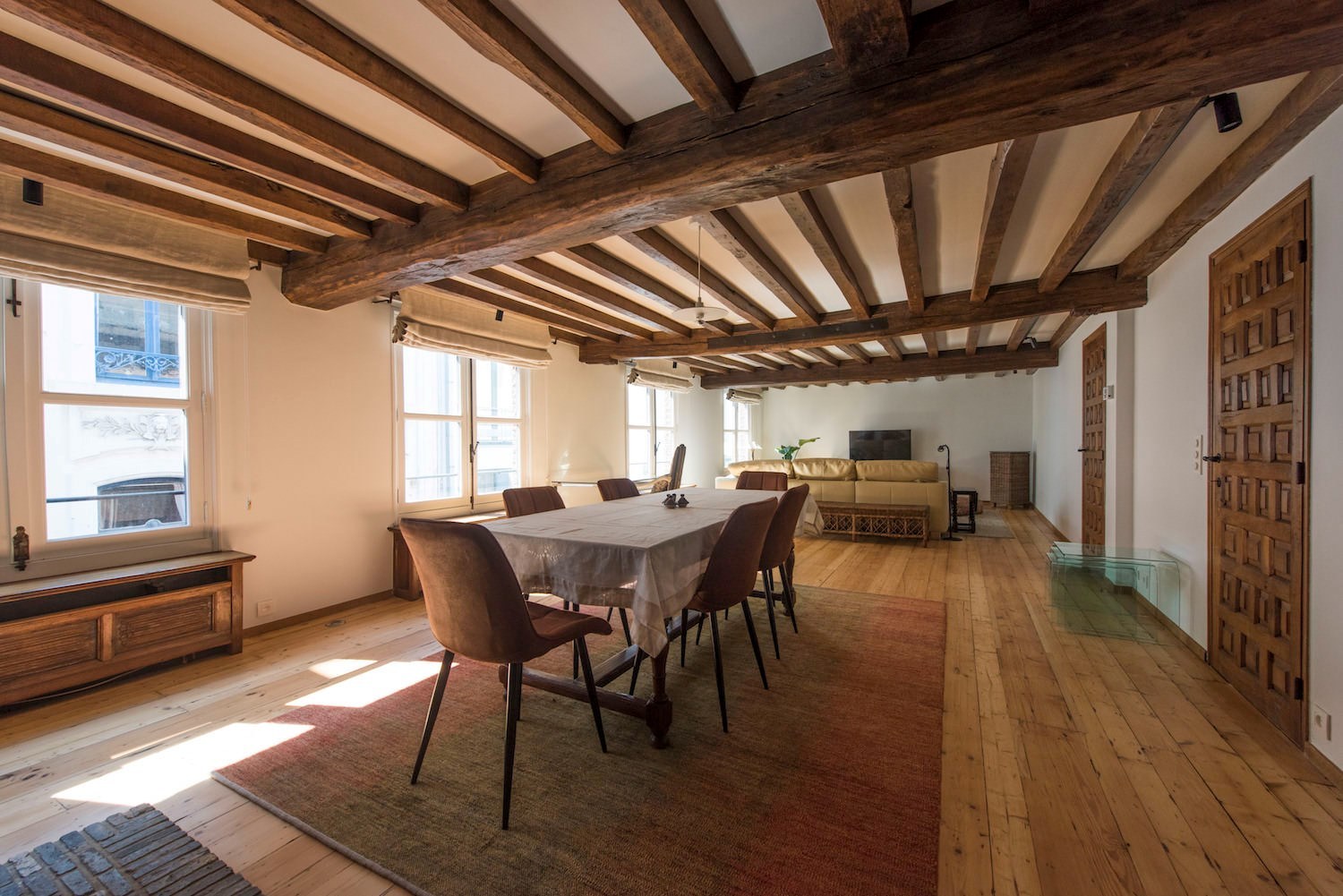 2-slaapkamerappartement met uniek zicht op de Kathedraal – historisch centrum Antwerpen - foto 3