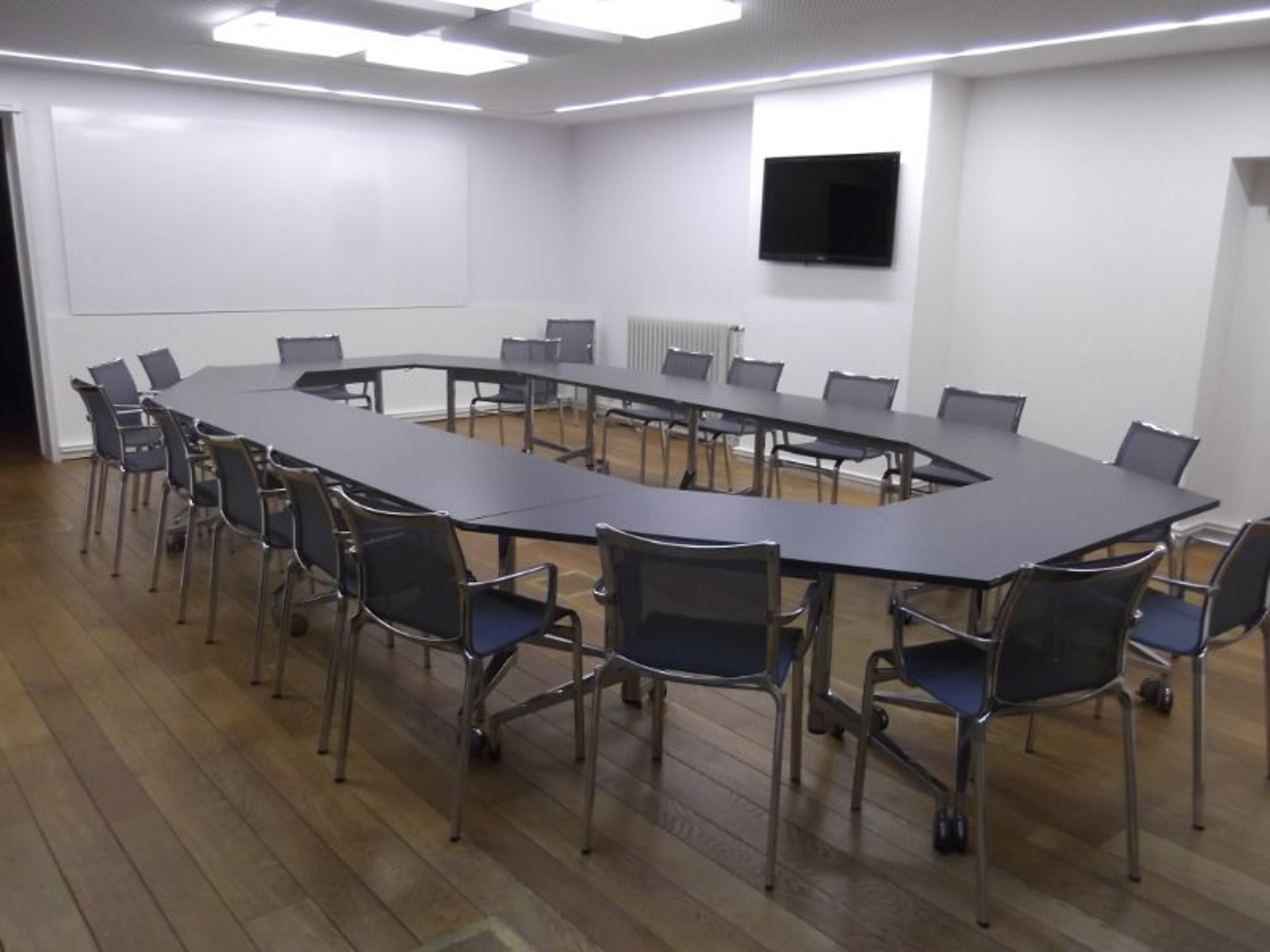 Commercial à louer à Bruxelles - photo 4