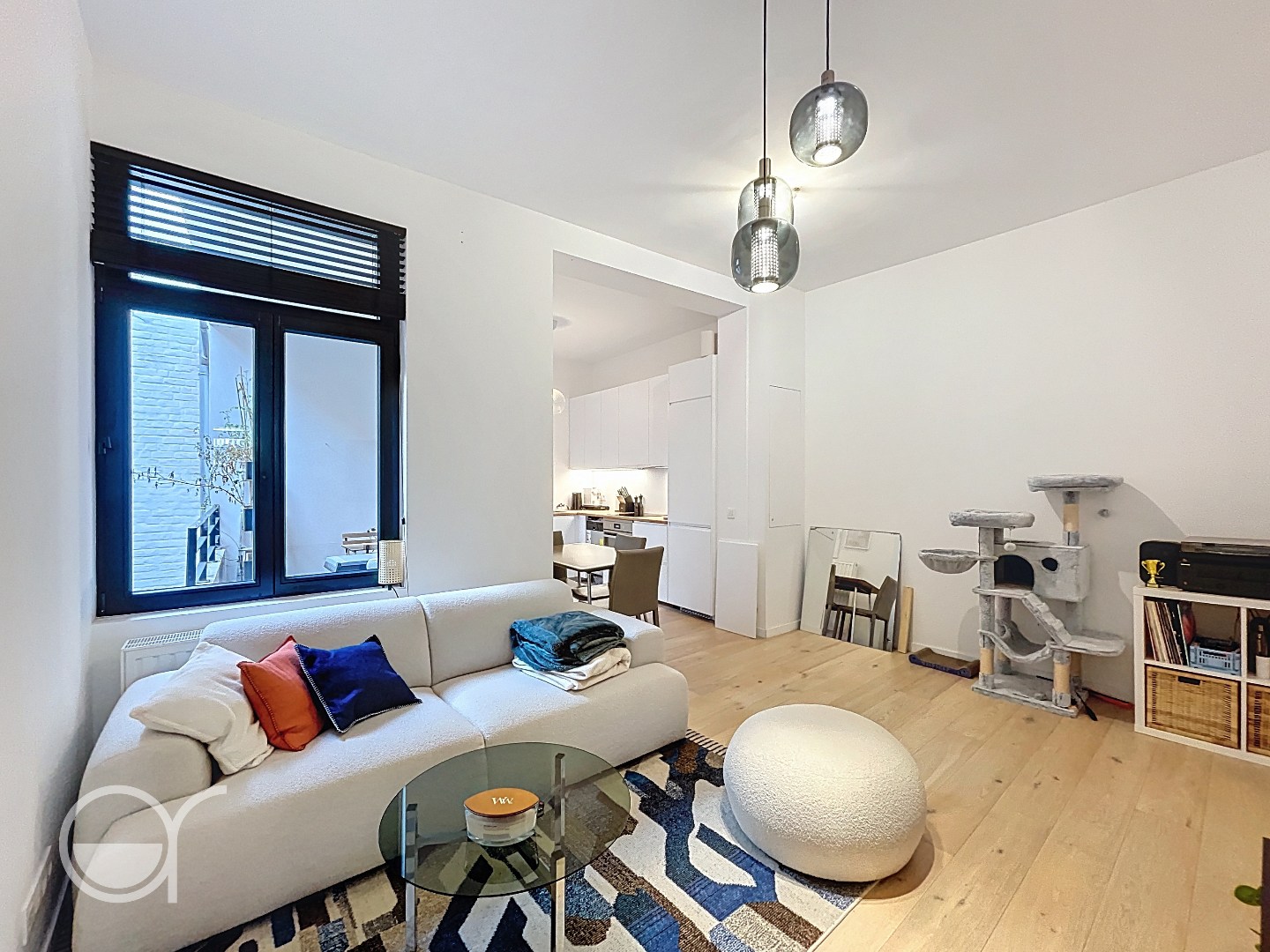 Centraal gelegen appartement met twee slaapkamers en terras - foto 2