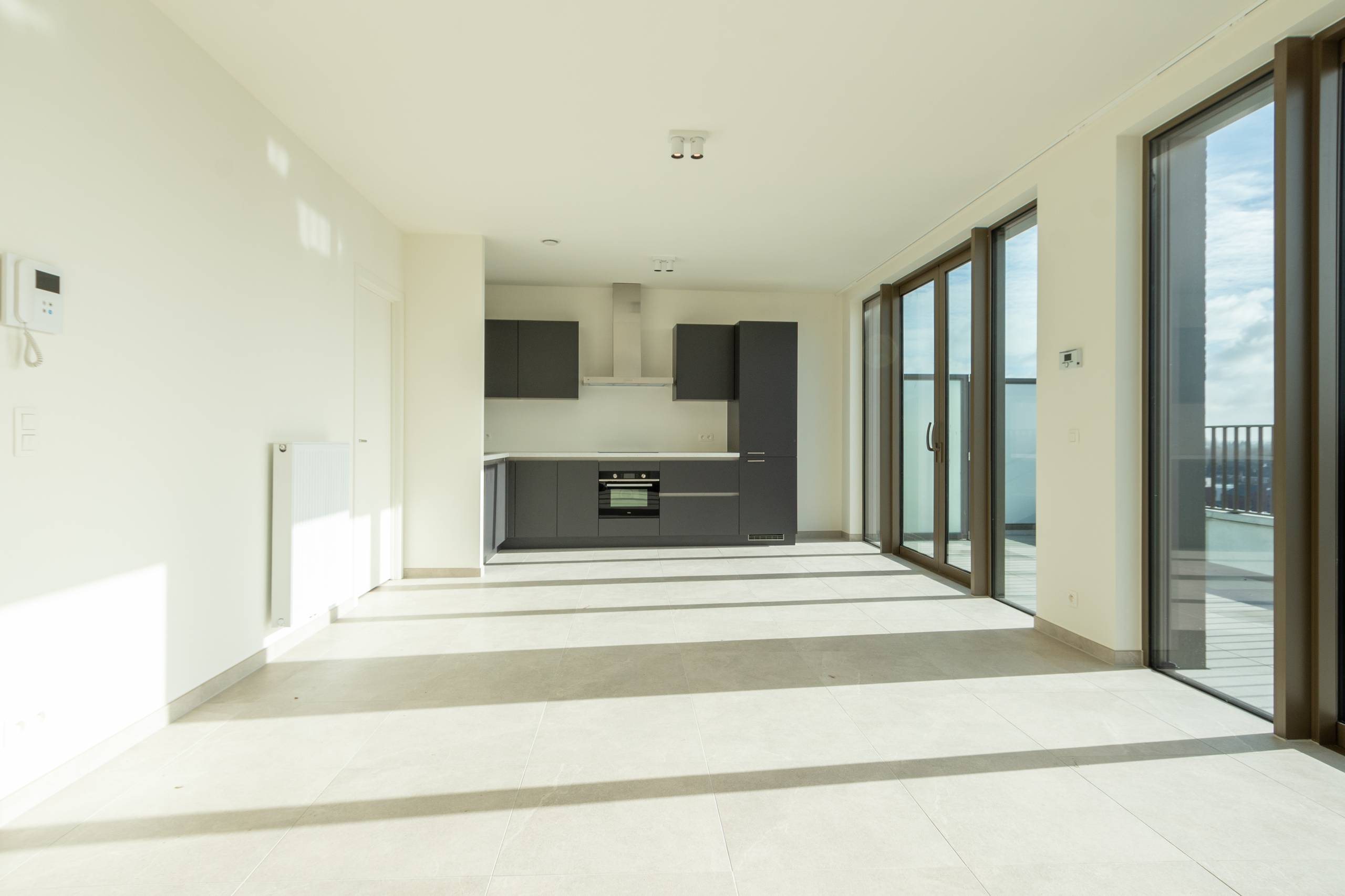 Appartement met 2 slaapkamers en terras - foto 4