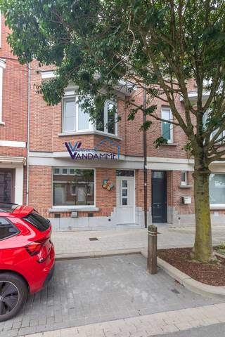 Rustig gelegen woning met 3 slaapkamers en tuinterras op een steenworp van het albertpark en de Leieboorden.