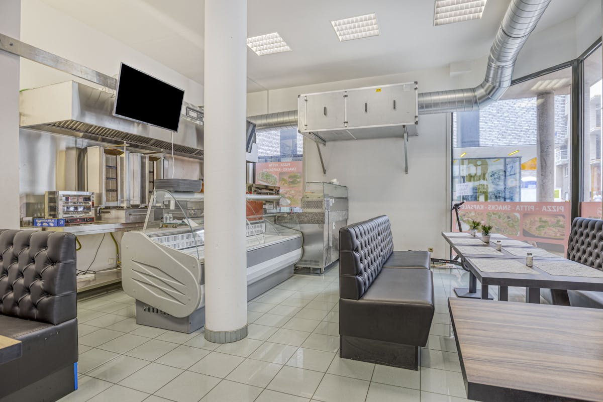 Pittabar/Snackzaak te koop in het bruisende Oostende - foto 5