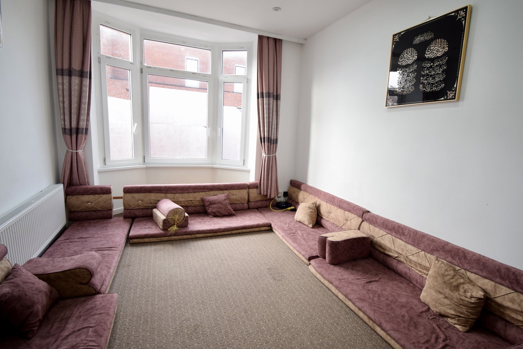 Vergunde opbrengsteigendom bestaand uit 2 ruime verzorgde appartementen met goede ligging - foto 4