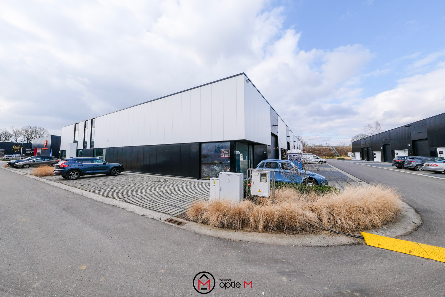 Commercial for rent in Hasselt - photo 2