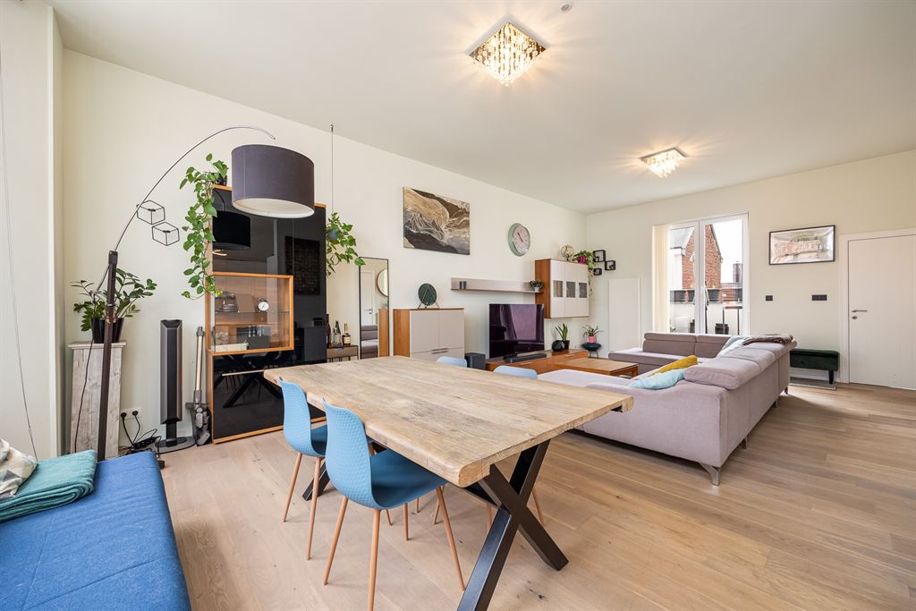 energiezuinig gerenoveerd appartement met ruim terras - foto 5