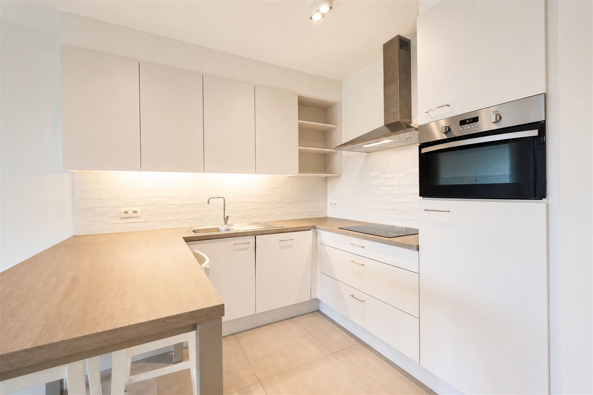 Apartment - photo 5