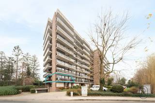 Appartement spacieux et lumineux avec 3 chambres, balcon, garage et cave, situé au centre d'un quartier résidentiel ! Cet appartement allie...