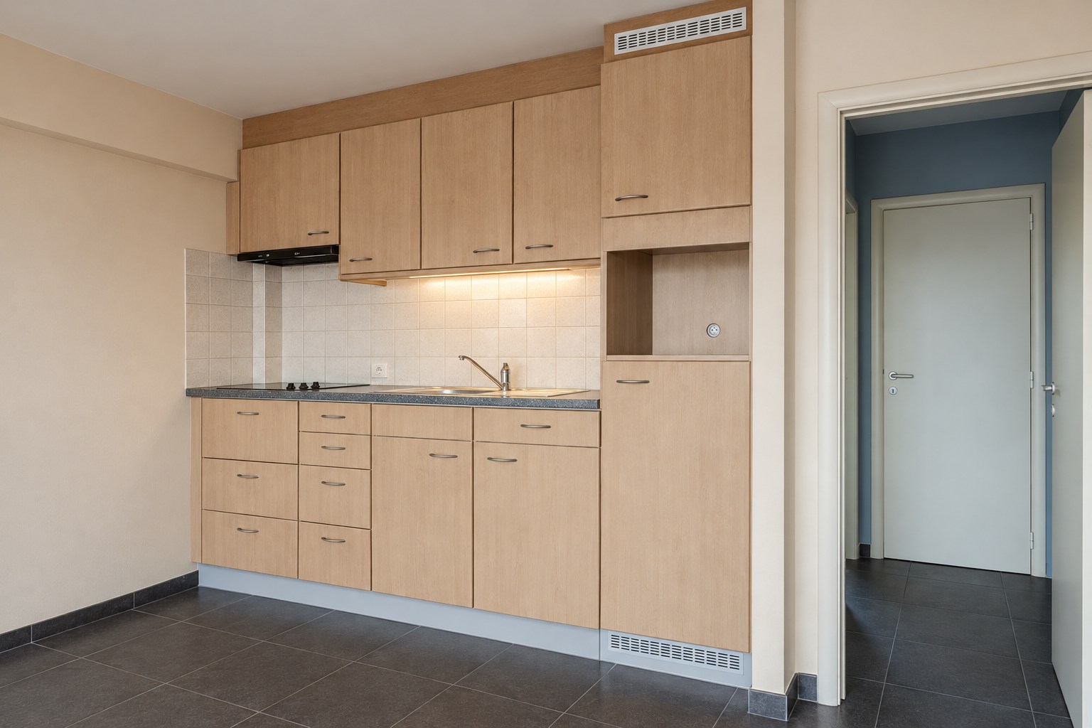 Modern appartement met groot zonneterras in rustige straat! - foto 5
