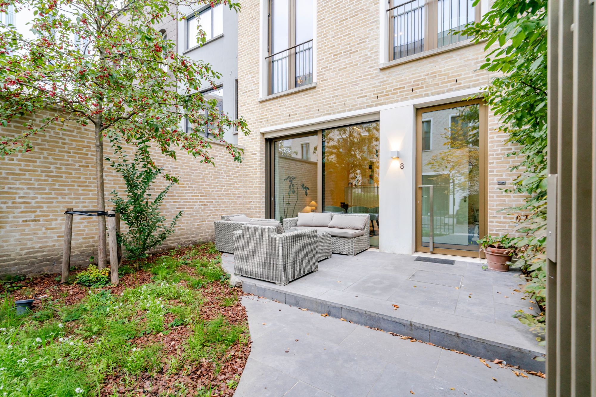 Nieuwbouw 2-slaapkamerwoning met 2 buitenruimtes te huur in Gent - foto 4