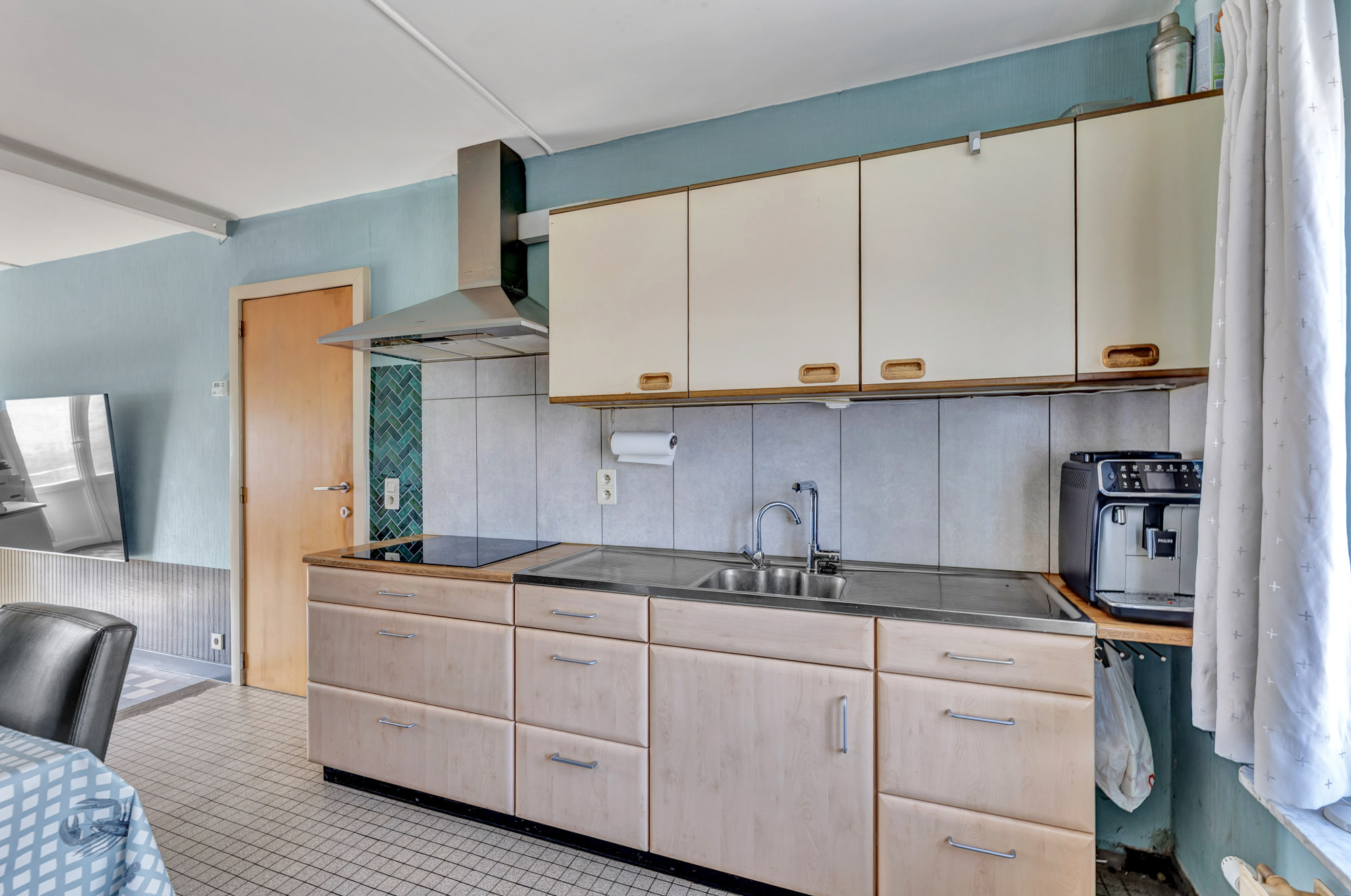 Ruime woning met garage, atelier nabij centrum - foto 4