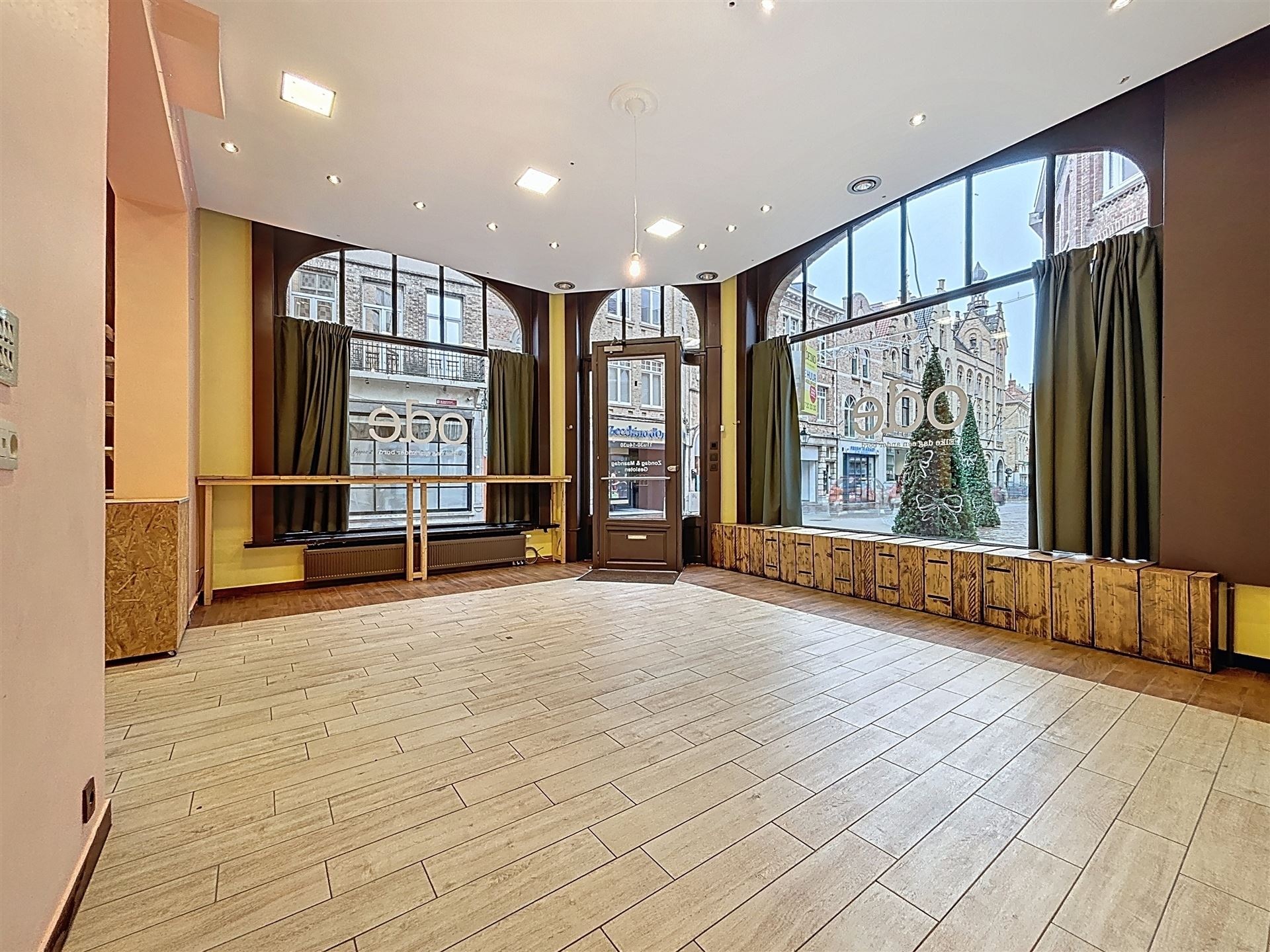 Commercial for rent in Ypres - photo 5