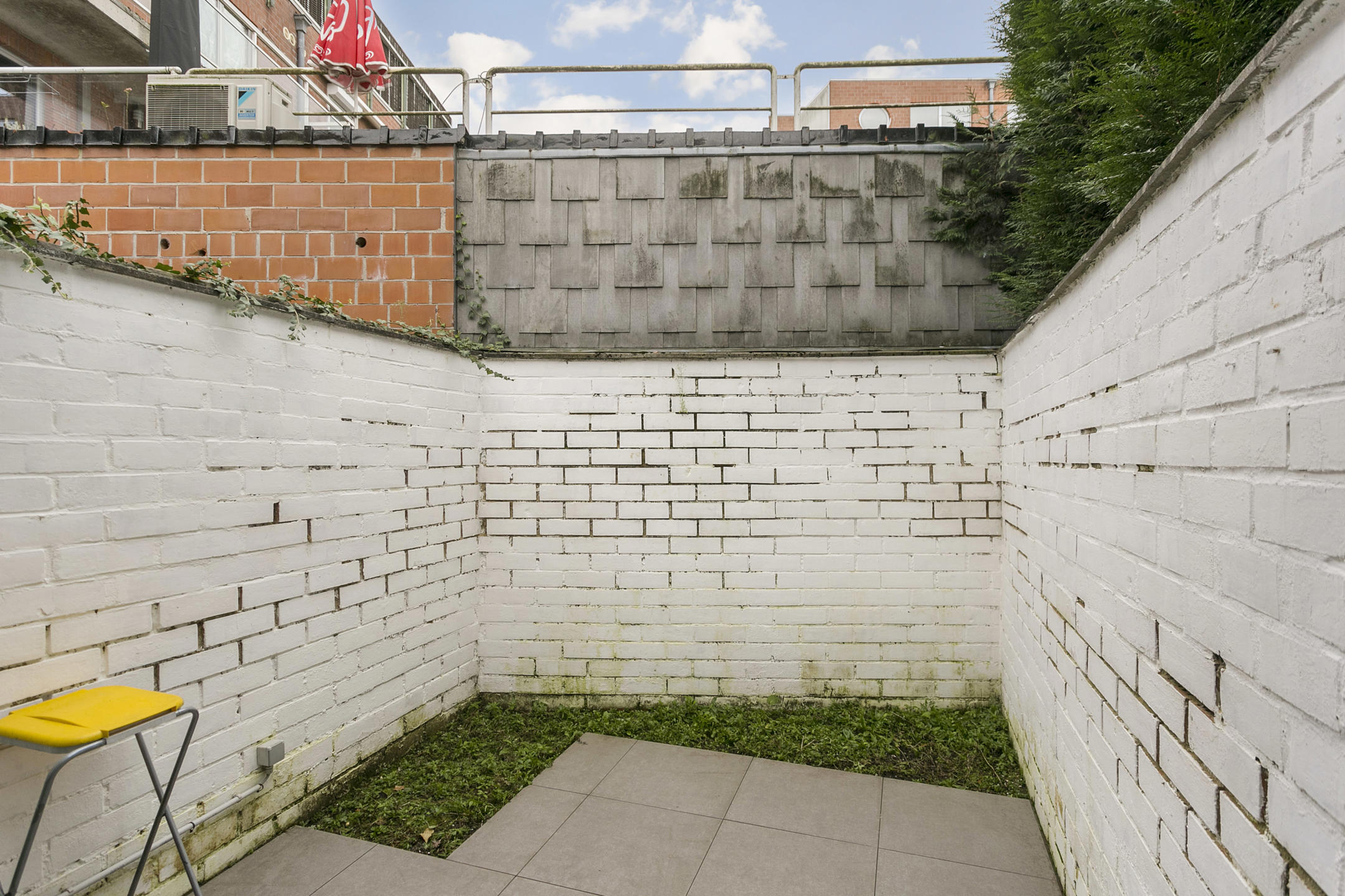 Gerenoveerd kantoorpand met duplex-appartement - foto 5