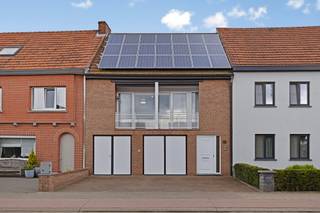 [[ DIT PAND NEEMT DEEL AAN DE ERA OPEN HUIZEN DAG OP 6/12 VAN 9:30 TOT 10:30 ]] strong&gt;Ideale seniorenflat met ruime garage en privatieve tuinAan...