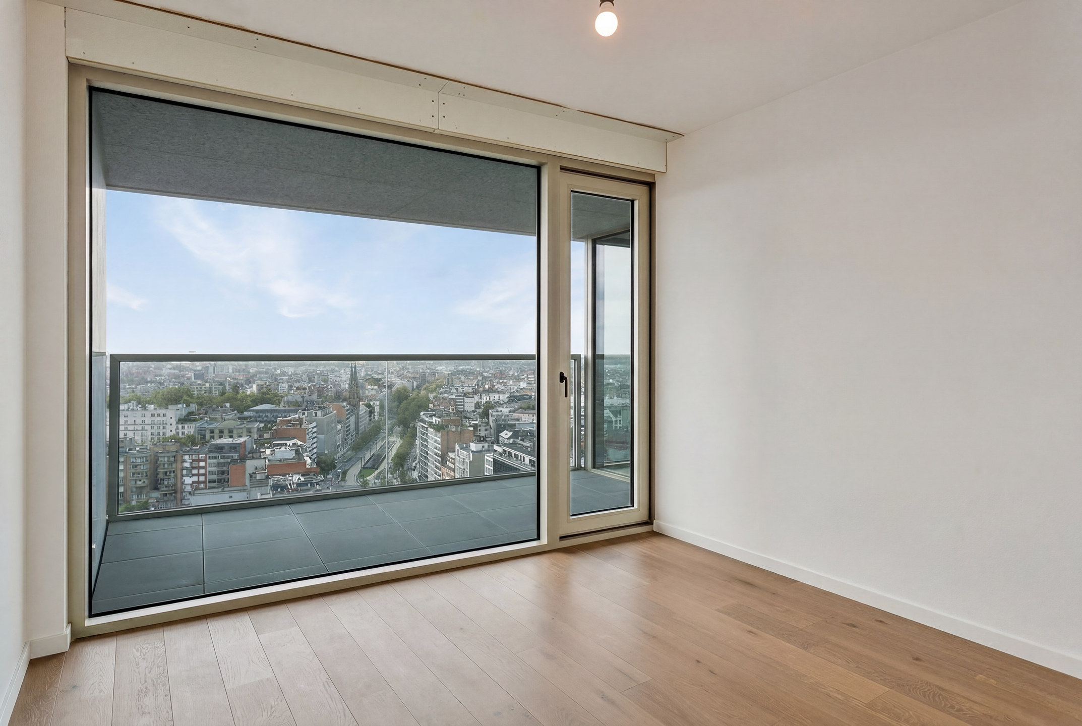 ANTWERPEN - Antwerp Tower - foto 5