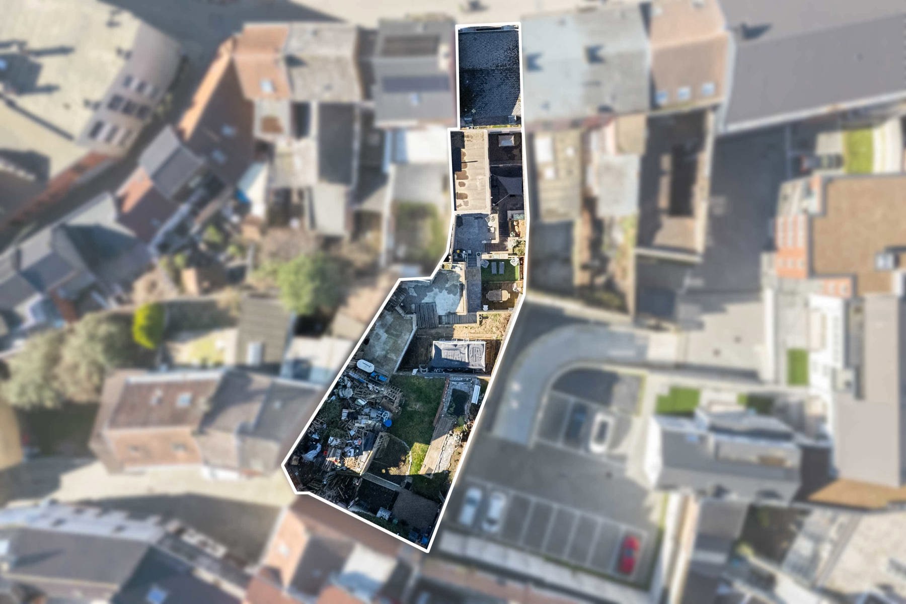 Ruime stadswoning met 6 slaapkamers - foto 2