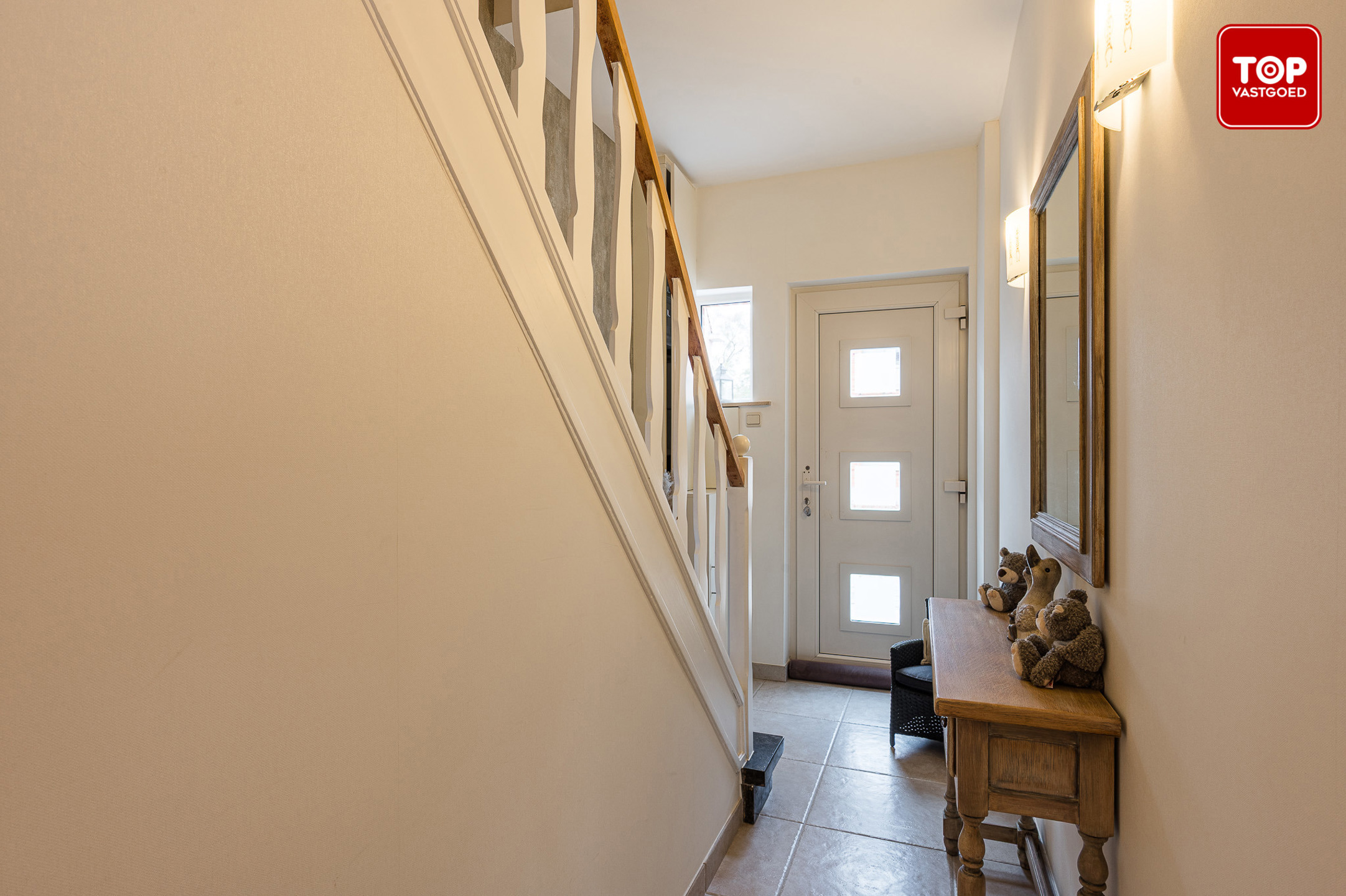 Instapklare woning met 4 slaapkamers en prachtige tuin - foto 3