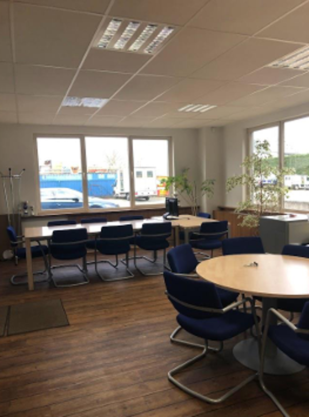 Kantoorruimte in de Haven Antwerpen van 360 m² met parking - foto 3