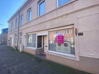 Commercial à louer à Kortemark