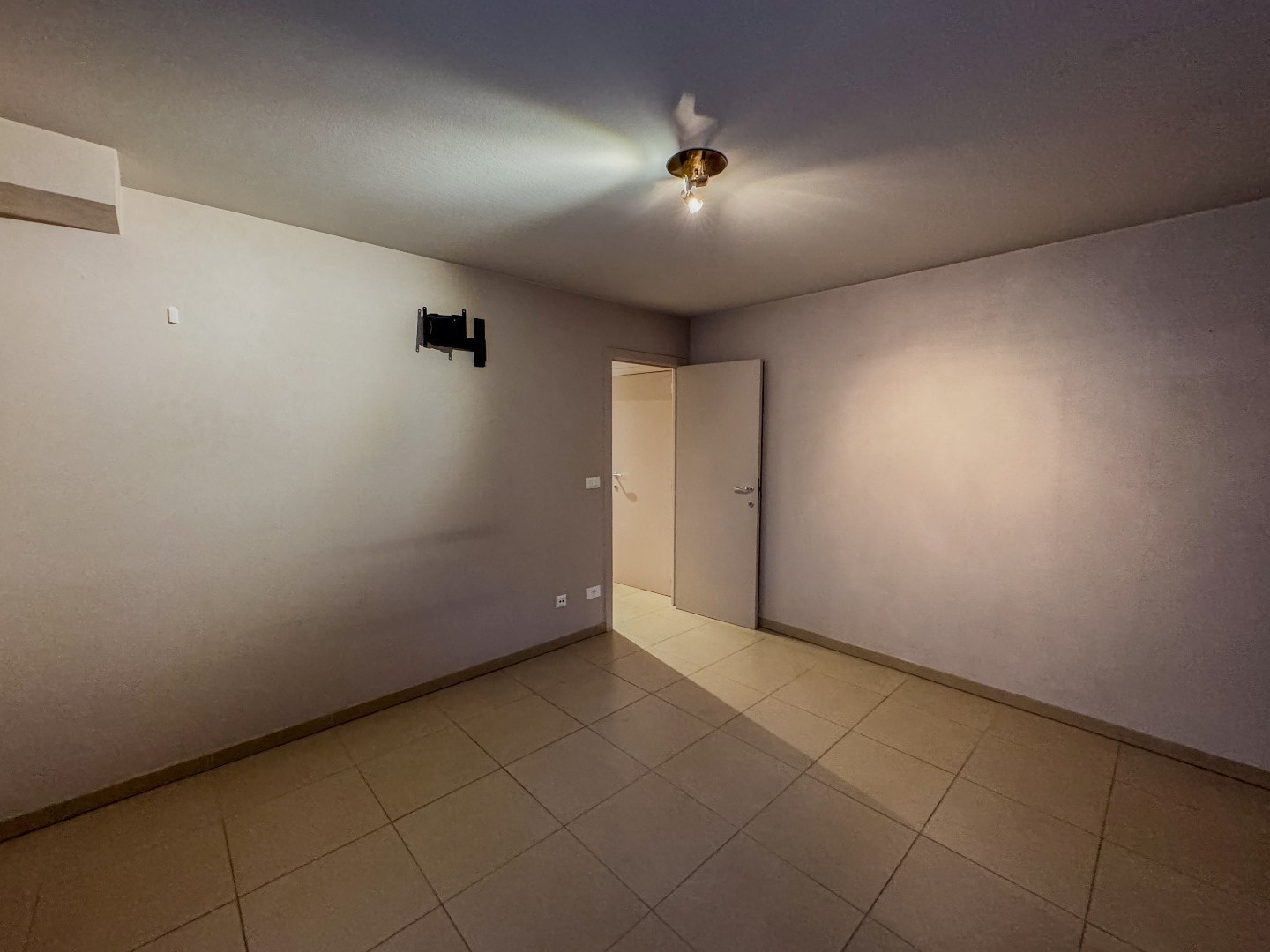 Appartement à louer à Dixmude avec 2 chambres - photo 4