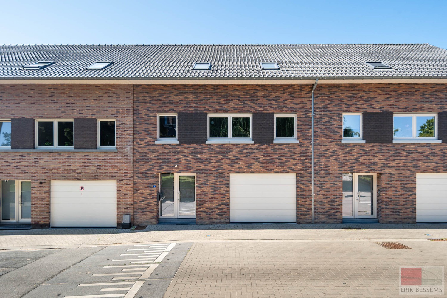 Energiezuinige woning gelegen op een perceel van 222m² met een woonoppervlakte van circa 163m² - photo 1