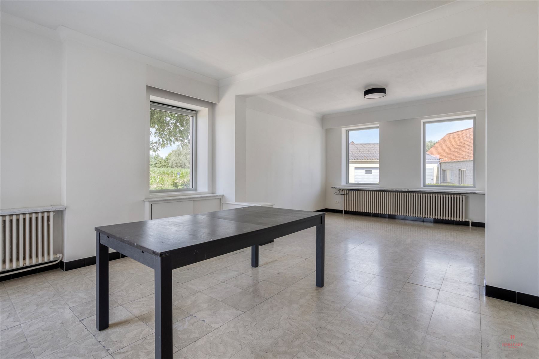 Ruime en recent gerenoveerde woning te Waregem - foto 5
