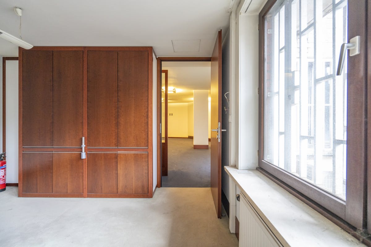 Uniek gelegen commercieel pand in het hart van Kortrijk - foto 5